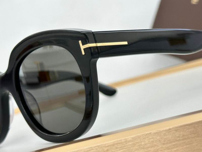 Tom Ford Glasses (194)